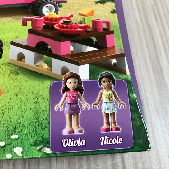 NIB LEGO Friends Adventure Camper Set 3184 - 325 pieces - Picture 4 of 5